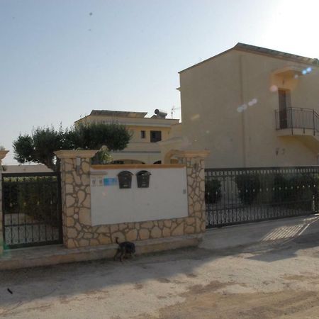 Oasi Tortuga Residence Piscina E Barbecue H24 Мазара-дель-Валло Экстерьер фото