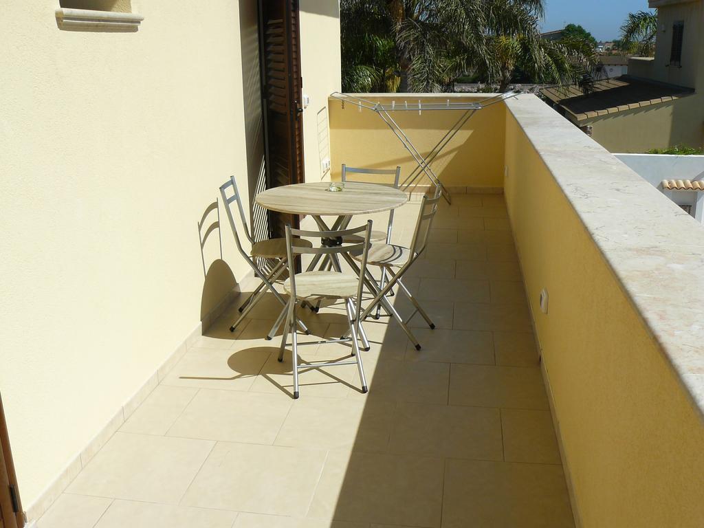 Oasi Tortuga Residence Piscina E Barbecue H24 Мазара-дель-Валло Экстерьер фото