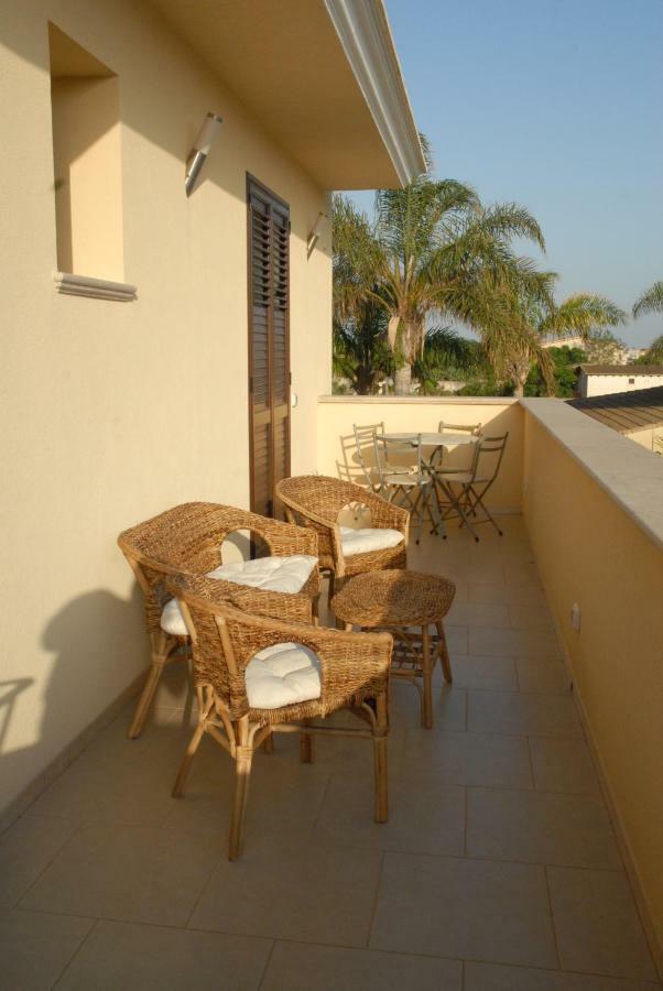 Oasi Tortuga Residence Piscina E Barbecue H24 Мазара-дель-Валло Экстерьер фото